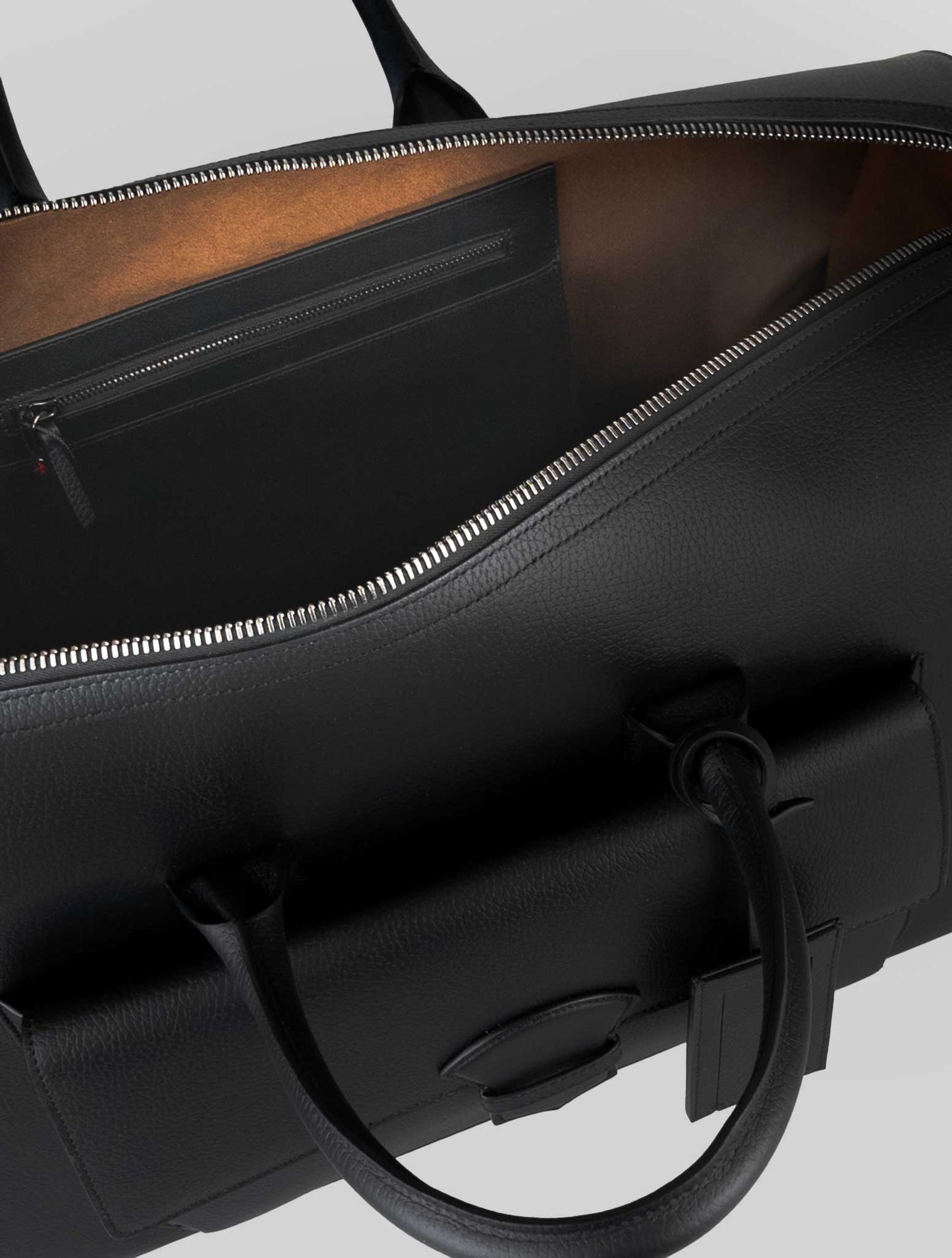 Isaia black Leather Travel Bag