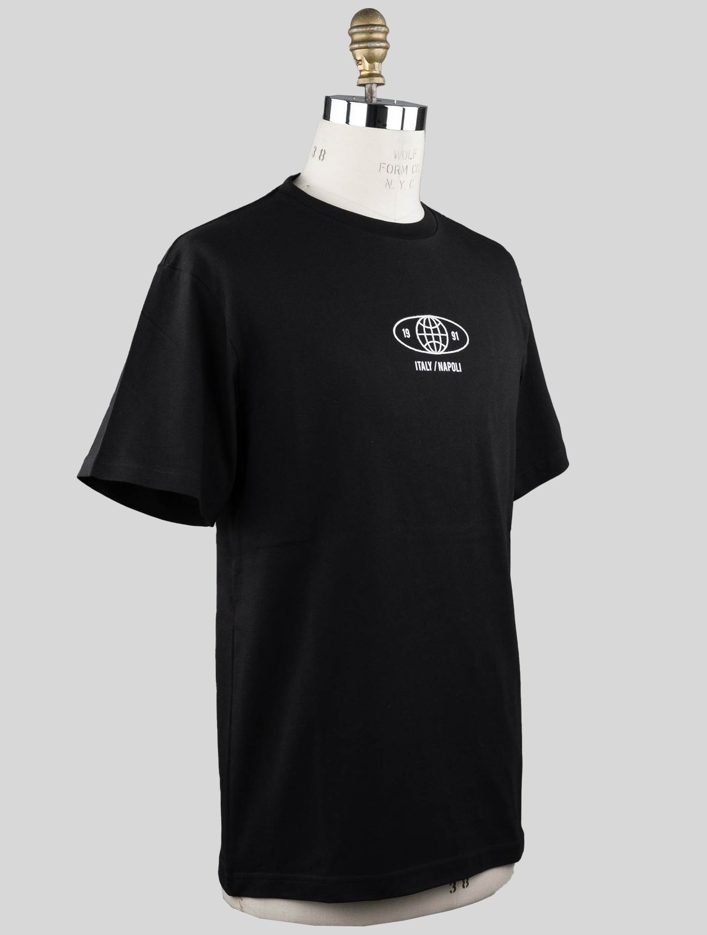 KNT Kiton camiseta negra de algodón