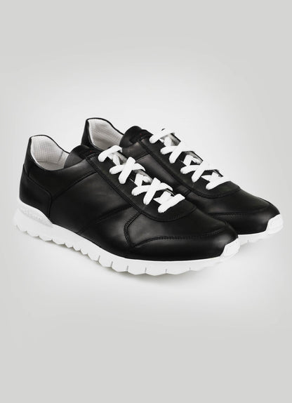 Kiton Sneaker aus schwarzem Leder