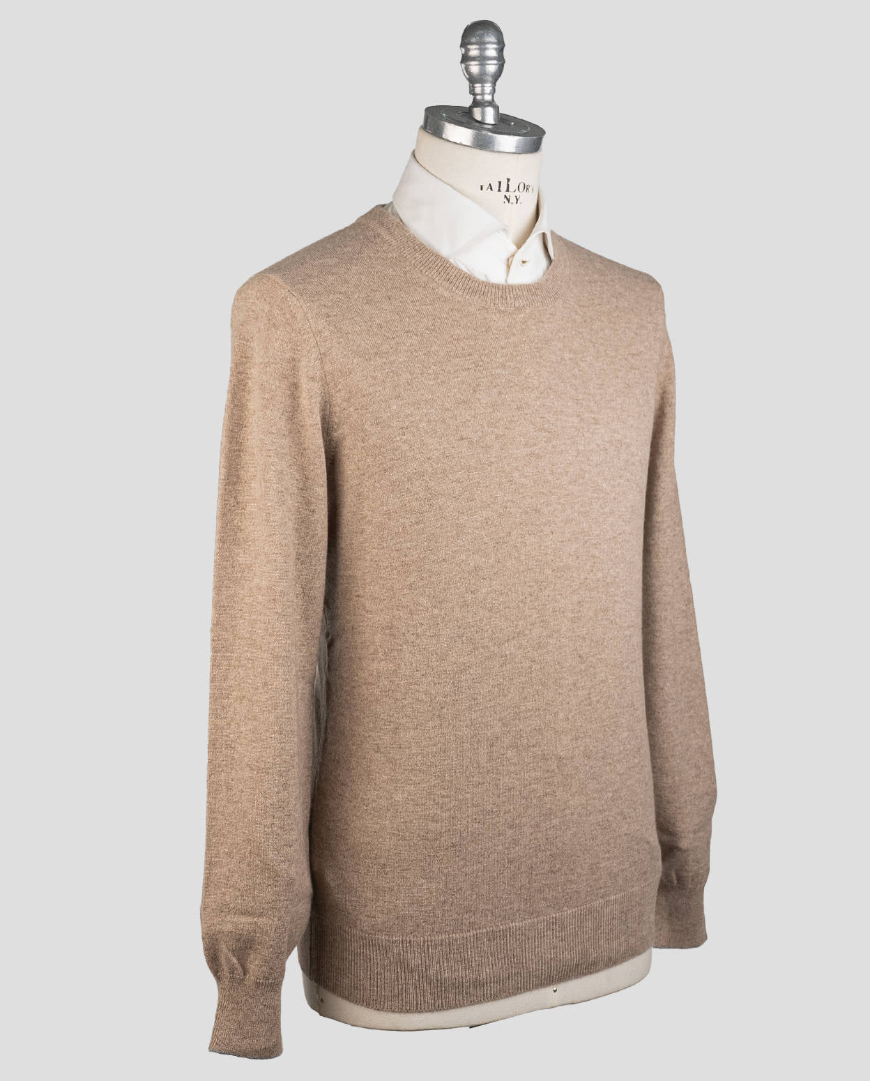 Brunello Cucinelli brun cashmere sweater med rund hals