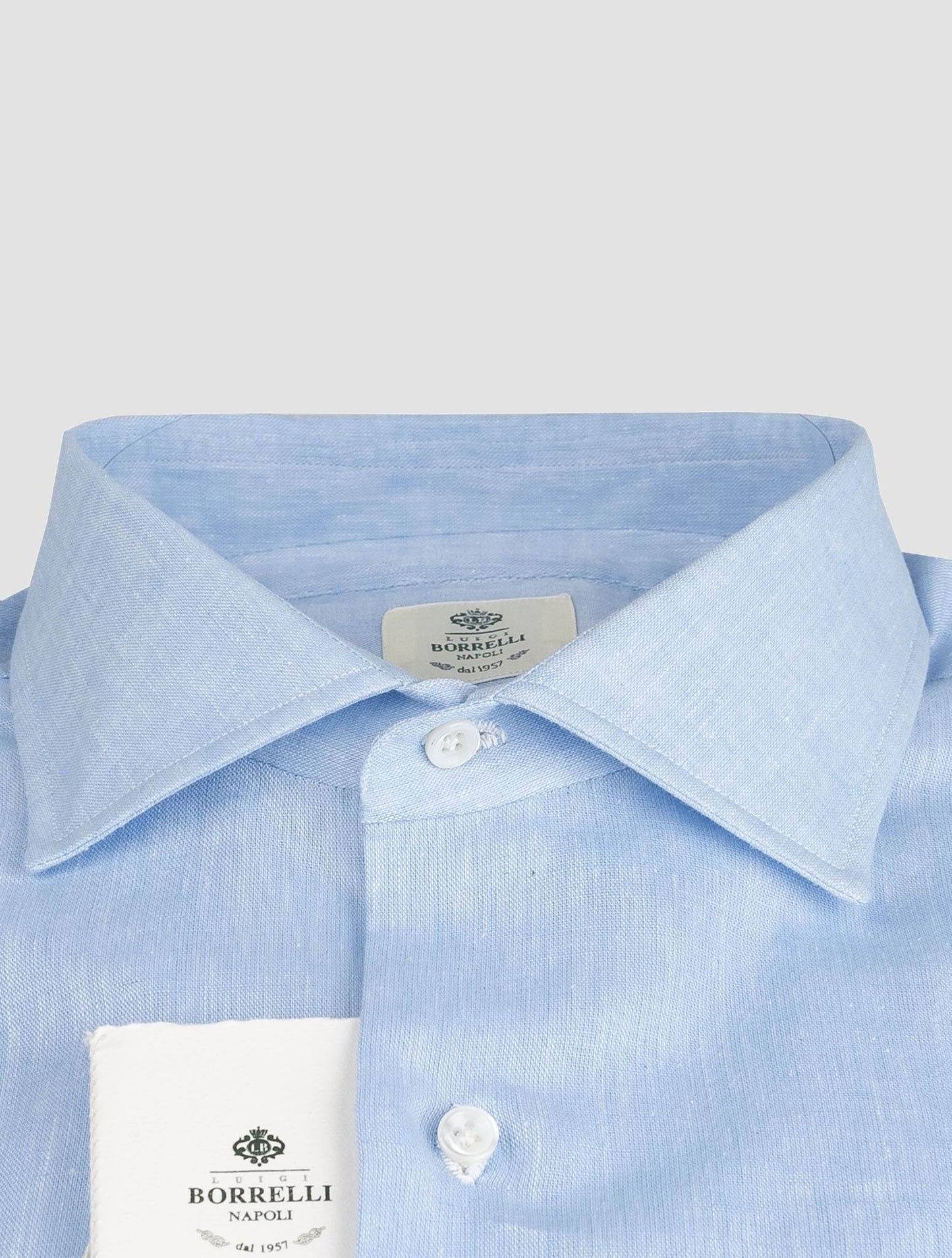 Luigi borrelli gaiši zils linu krekls