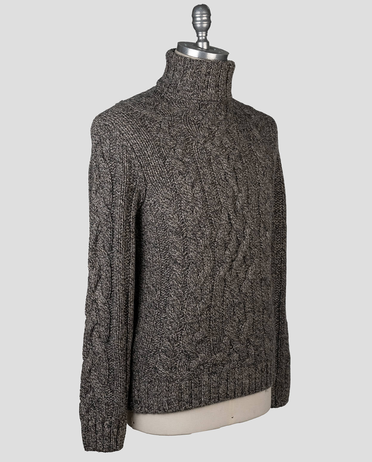 Isaia brown cashmere sweater colleneck