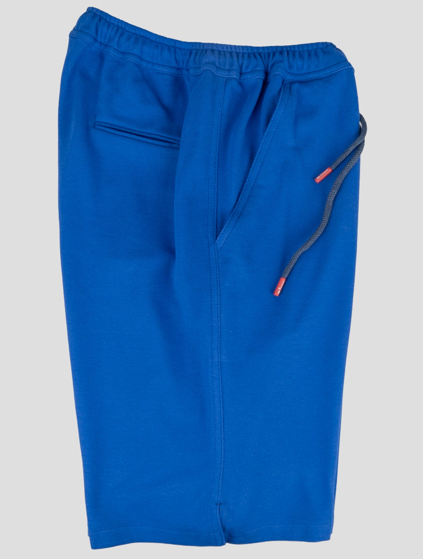 Kiton Matching Outfit-Grauer Mariano und blauer Kurzhose Trainings anzug