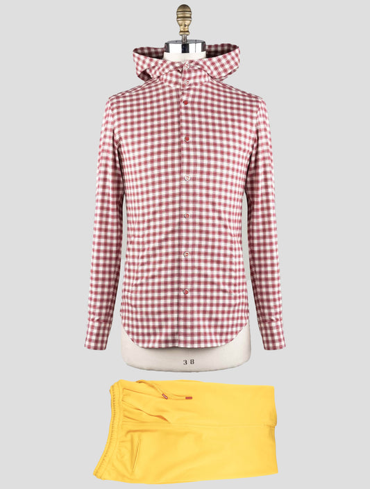 Kiton Matching Outfit - Survêtement Mariano rouge et pantalon court jaune