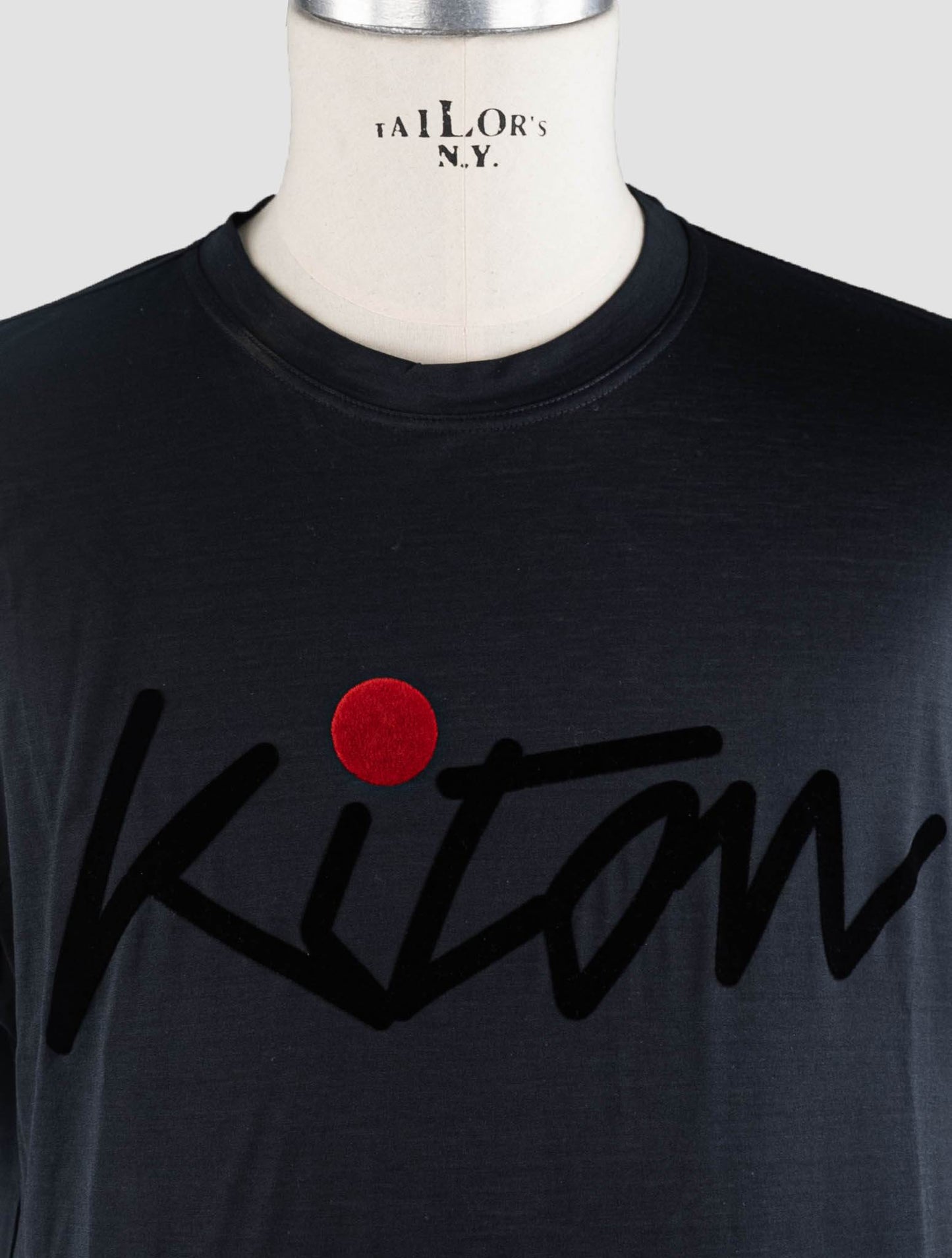 KitonブラックコットンTシャツ
