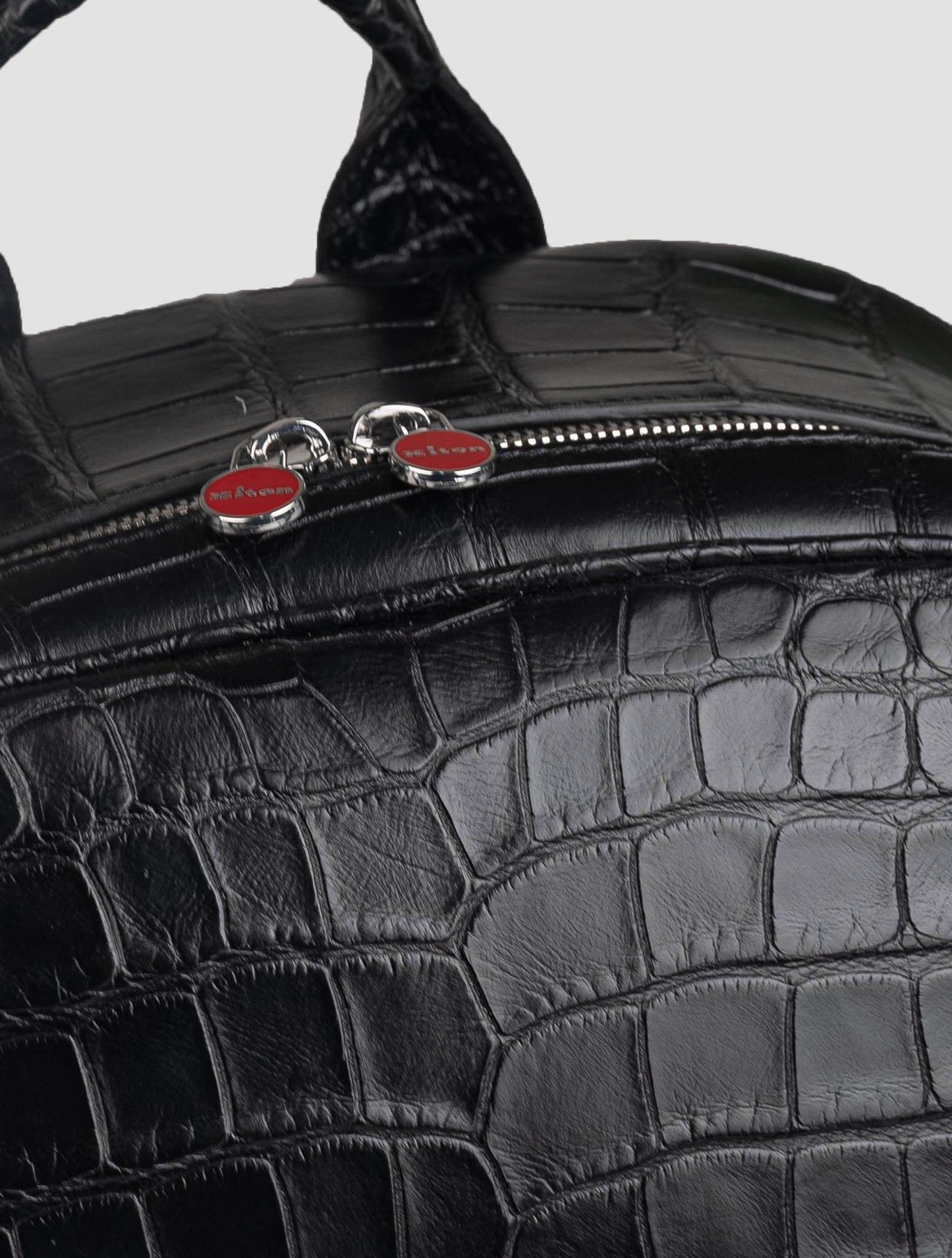حقيبة ظهر تمساح جلد أسود من Kiton