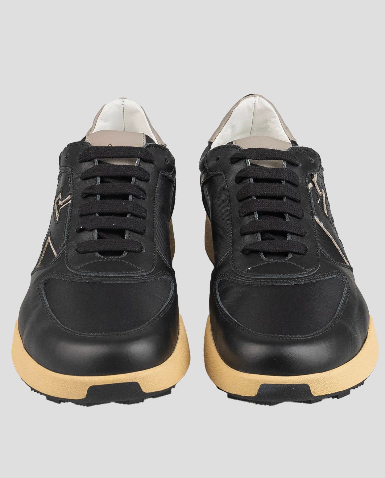 Kiton Black Leather Pl Sneakers