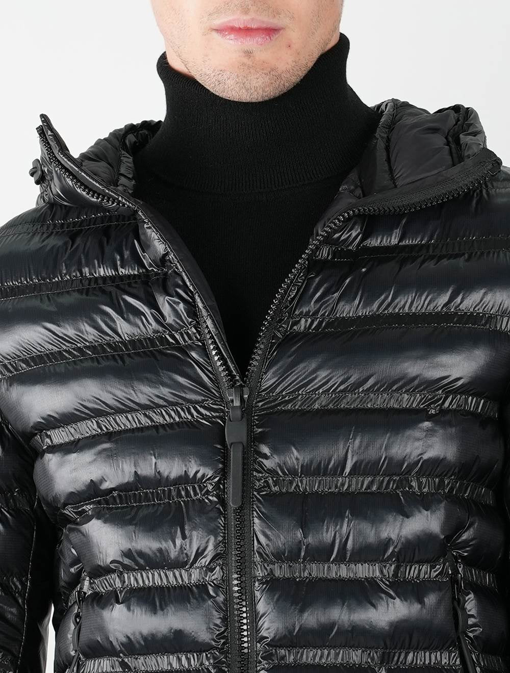 Черное пальто Peuterey ORNUS RU